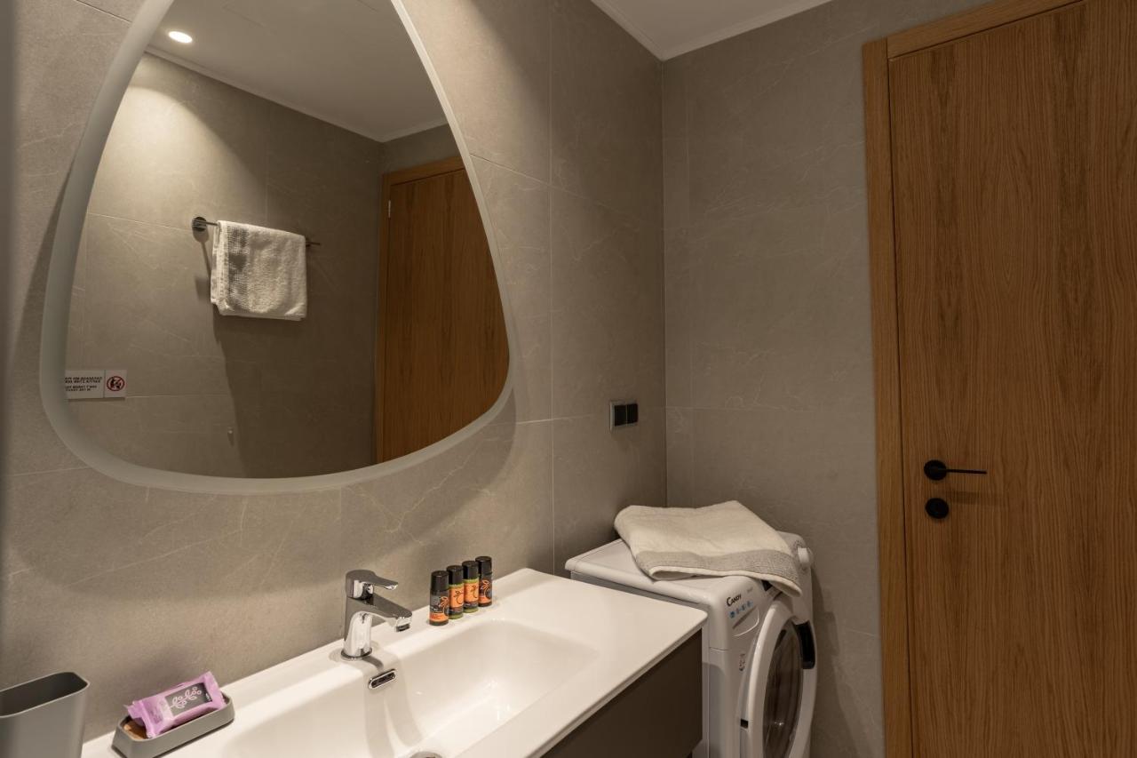 Centro Apartments Heraklion  Bagian luar foto