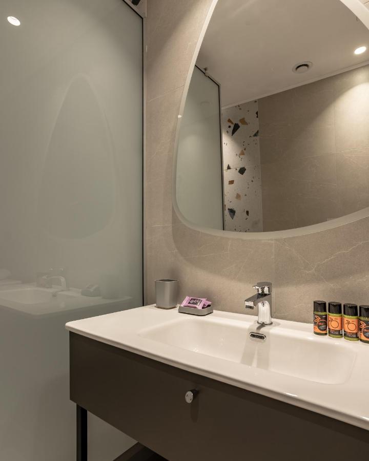 Centro Apartments Heraklion  Bagian luar foto