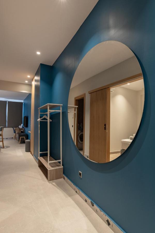 Centro Apartments Heraklion  Bagian luar foto