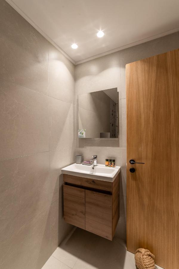 Centro Apartments Heraklion  Bagian luar foto